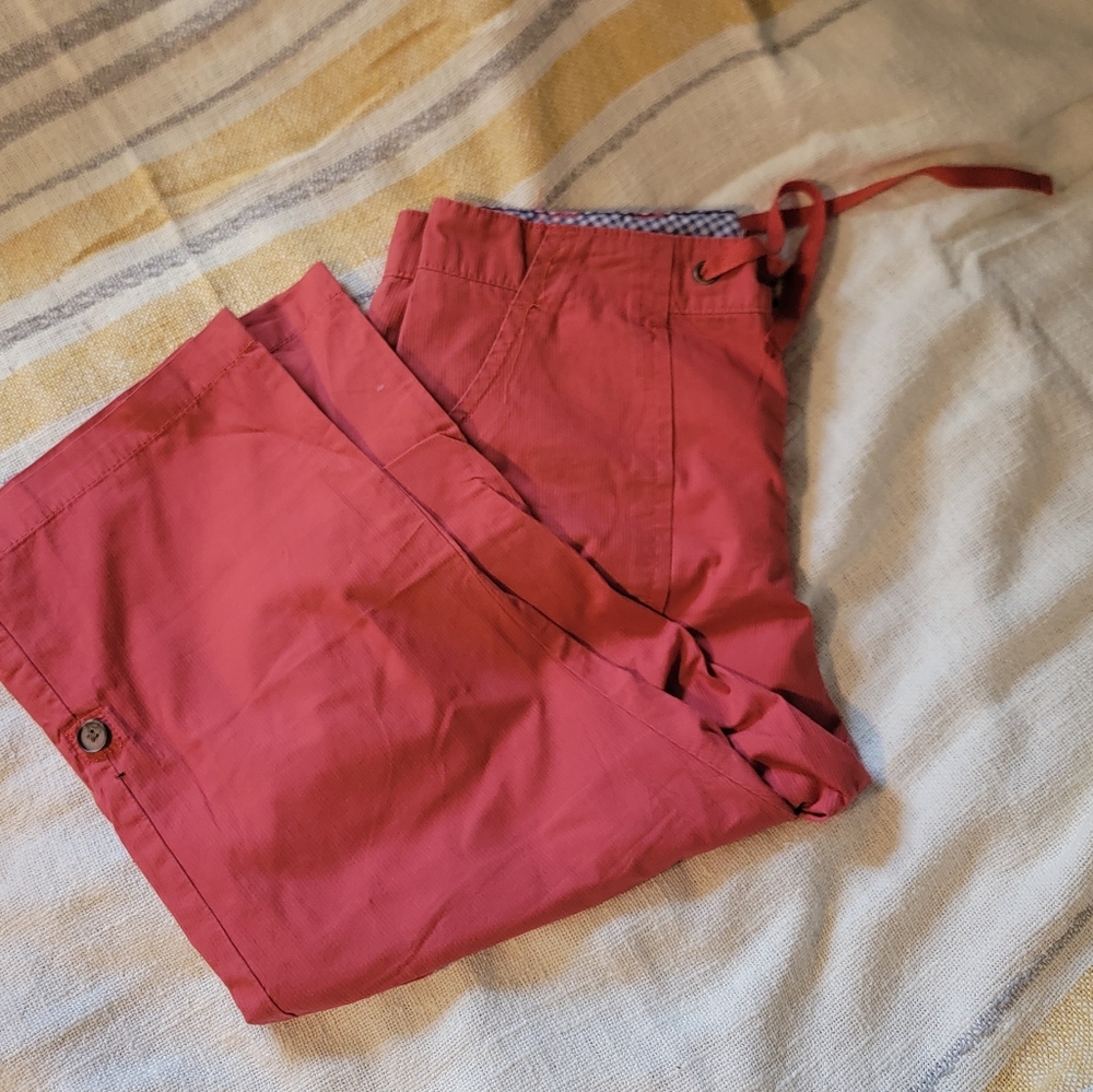 Lee Women's Red Capris